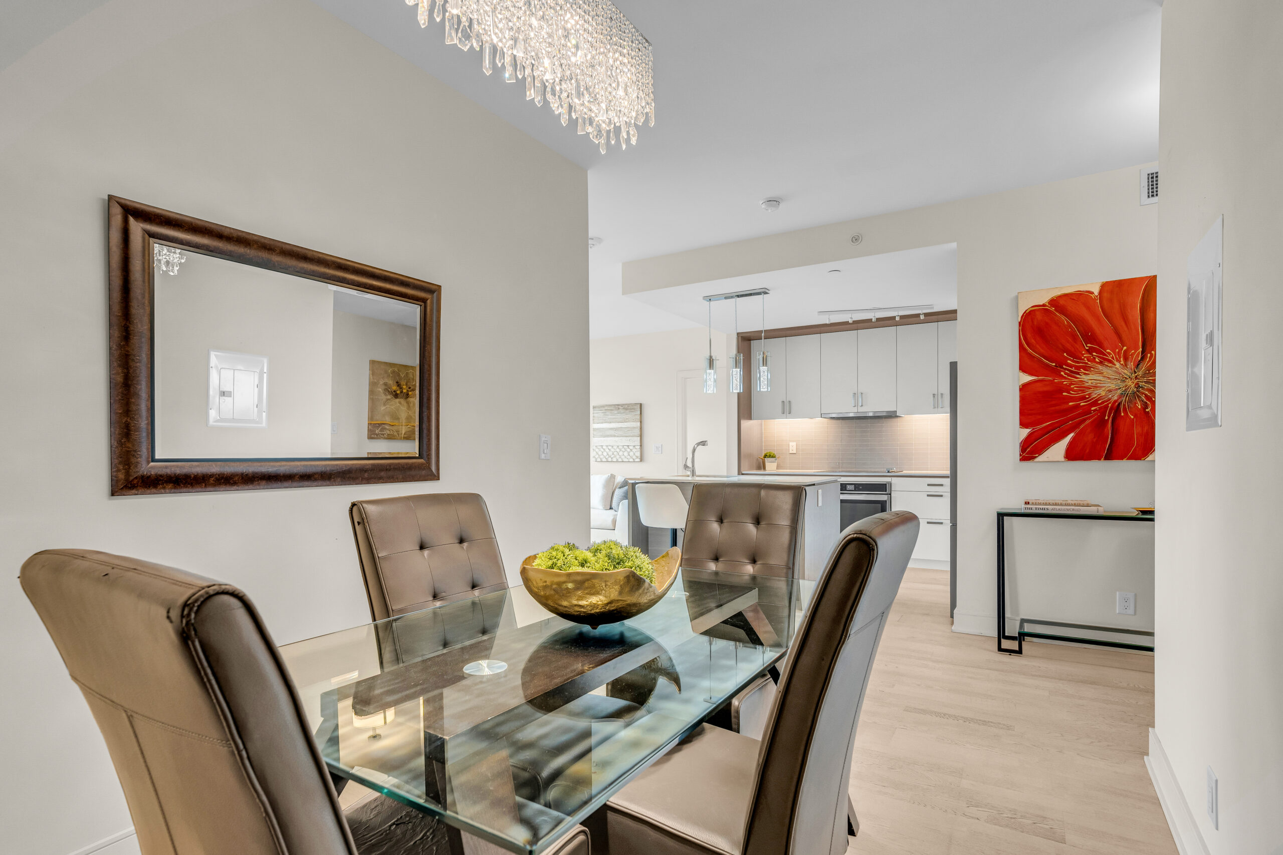 15-1575 Lakeshore Rd W Unit 221-043