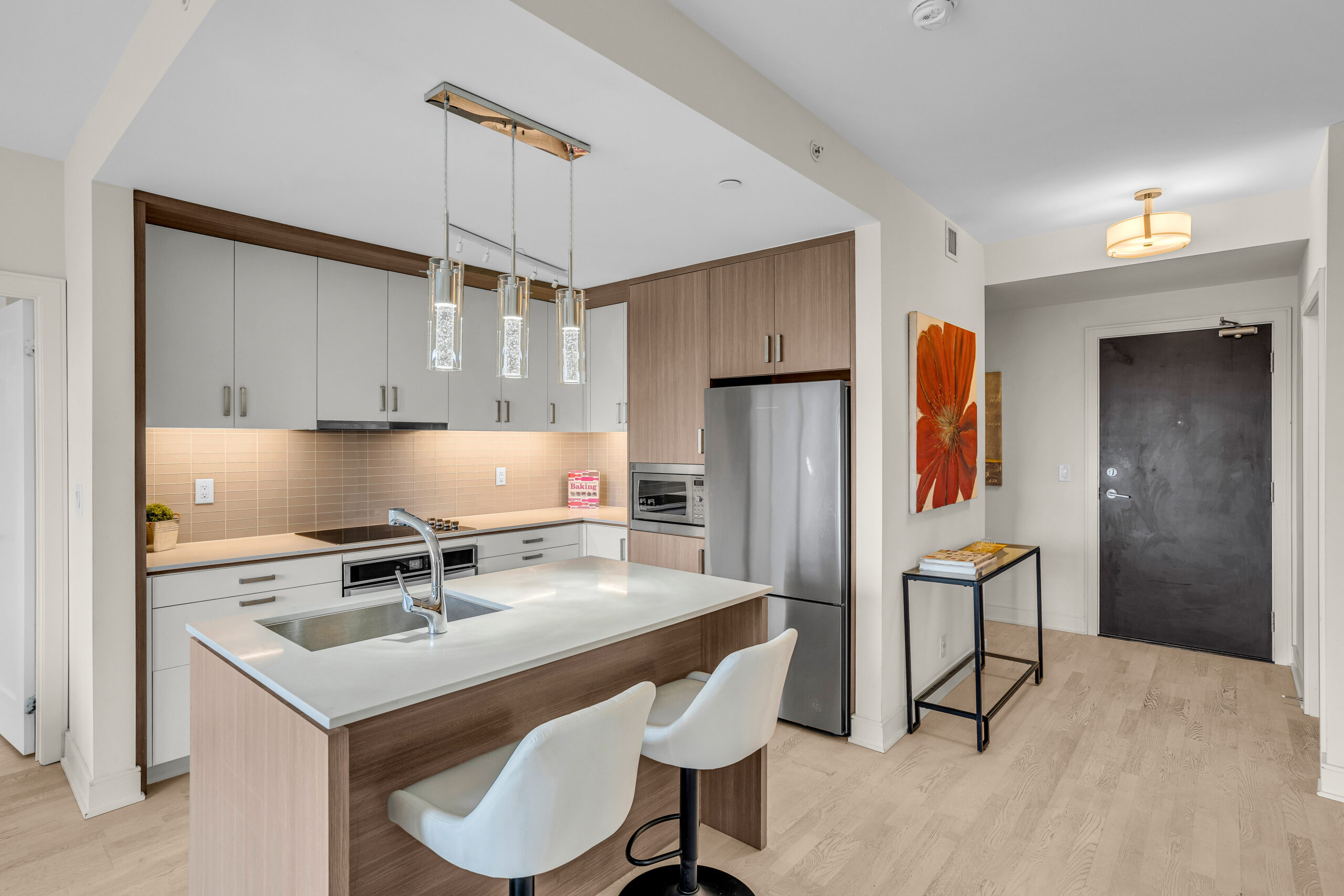 18-1575 Lakeshore Rd W Unit 221-052