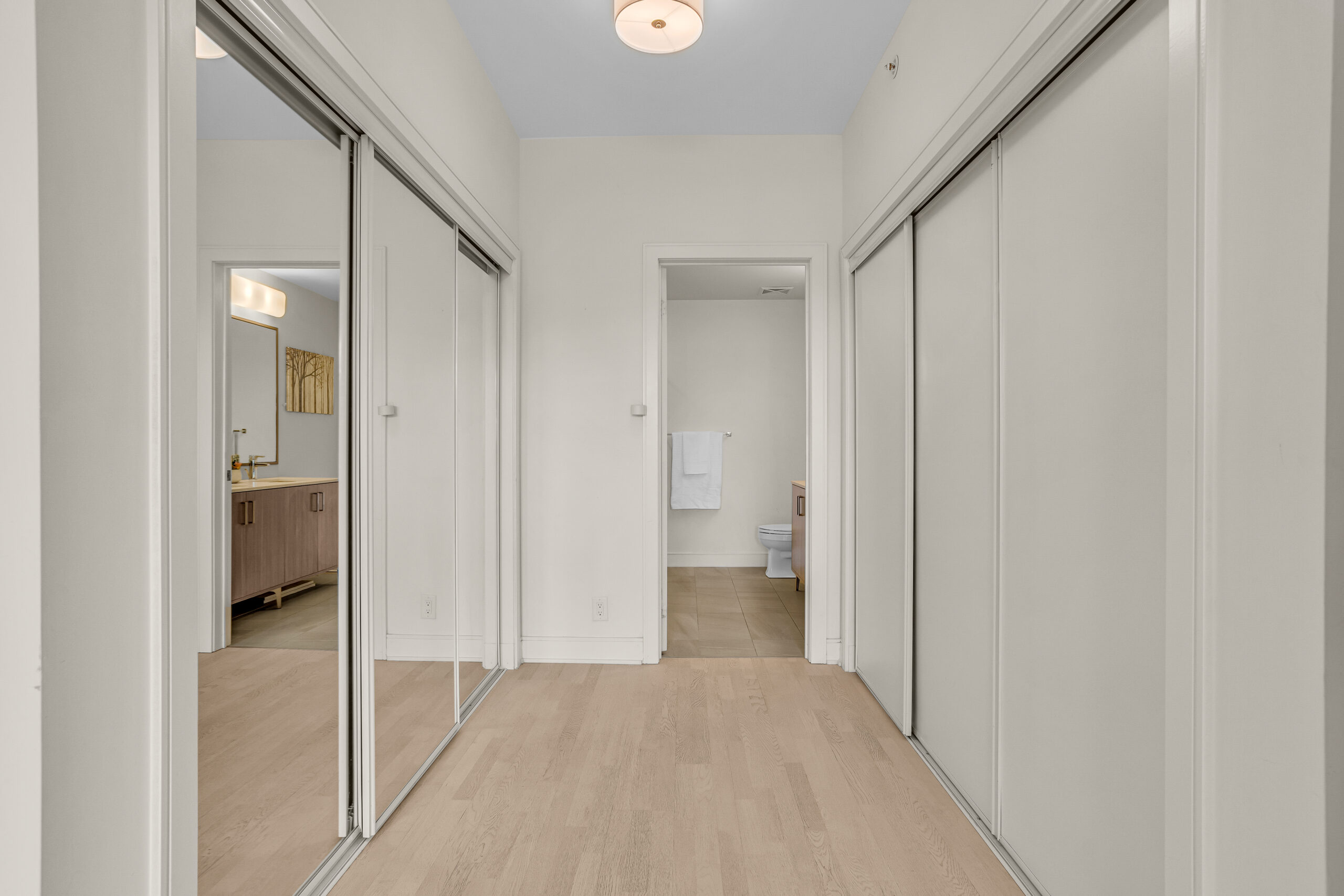 30-1575 Lakeshore Rd W Unit 221-091