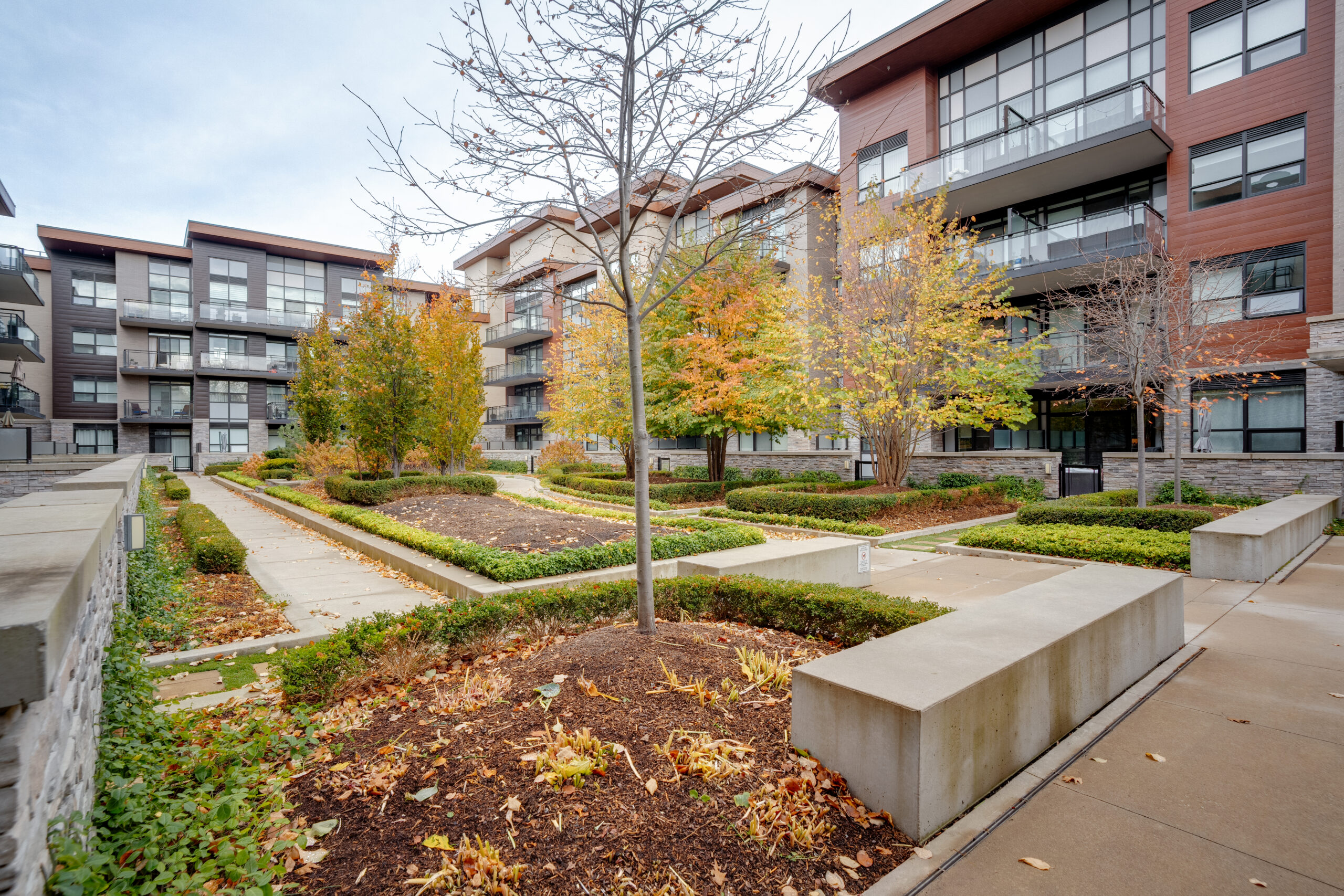 45-1575 Lakeshore Rd W Unit 221-136_en